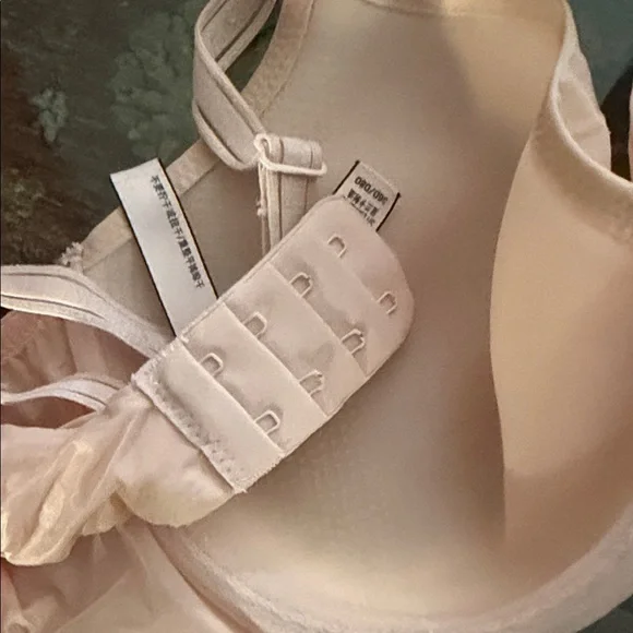 Victoria  secret Women's Pink Bra size 36 D - Picture 5 of 6